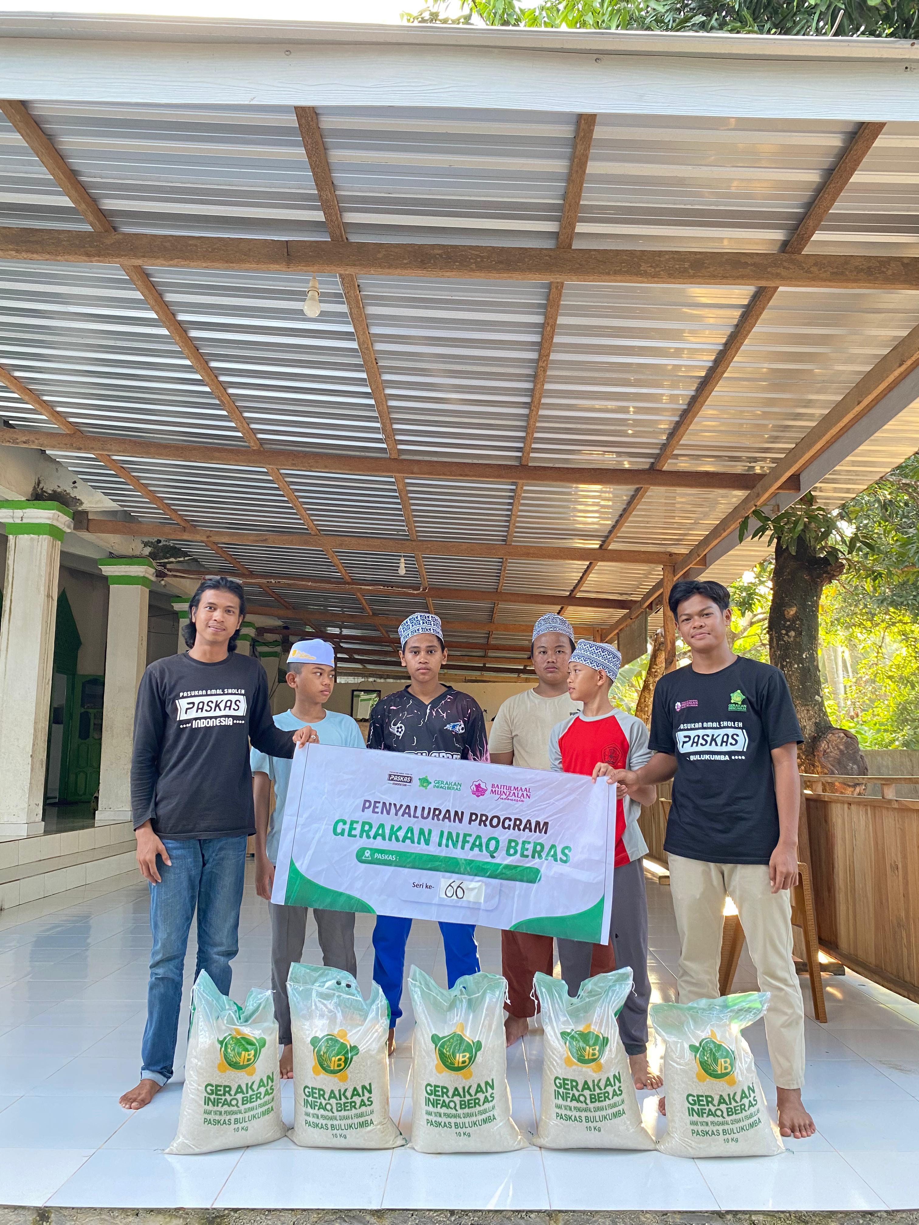 Dokumentasi Penyaluran Infaq Beras 4
